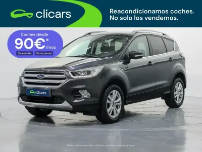 Usado Ford Kuga Trend 150 CV (110 kW) 2018 Gris SUV