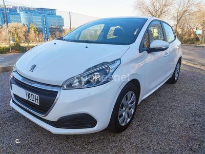 Usado Peugeot 208 Active 82 CV (60 kW) 2017 Blanco Utilitario