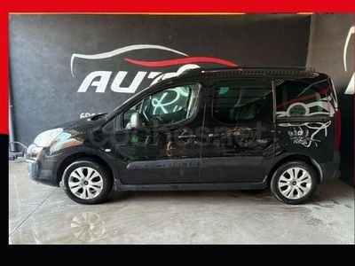 Usado Citroën Berlingo XTR 100 CV (73 kW) 2015 Negro Monovolumen