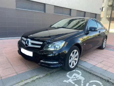 Usado Mercedes C220 Edition 170 HP (125 kW) 2011 Preto Coupé