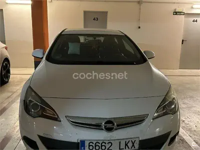 Usado Opel Astra GTC
