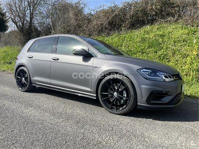 Usado VW Golf VII R 310 CV (228 kW) 2018 Gris / plata Berlina