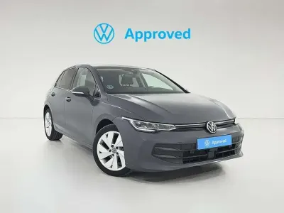 Usado VW Golf VIII 116 CV (85 kW) 2025 Negro Utilitario