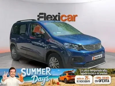Usado Peugeot Rifter GT 130 CV (95 kW) 2023 Azul Monovolumen