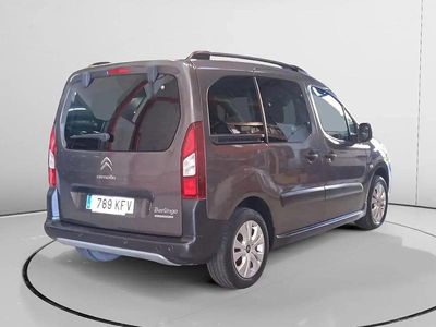 Begagnad Citroën Berlingo 110 HK (80 kW) 2017 Brun Minibuss