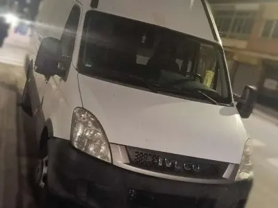 Usado Iveco Daily 126 CV (92 kW) 2011 Blanco Van