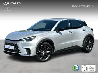 Usado Lexus LBX 136 CV (100 kW) 2026 Gris / plata SUV