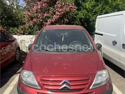 Usado Citroën C3 Furio 70 CV (51 kW) 2005 Granate Berlina