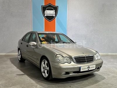 Gris / plata Usado 2004 Mercedes C180 Classic Berlina | 5990 € (Precio justo)