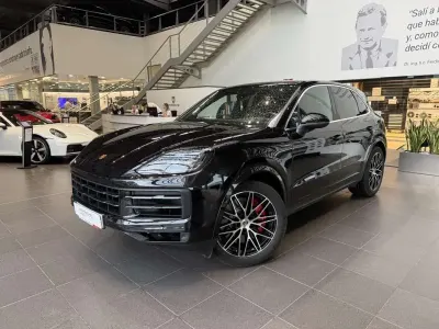 Usado Porsche Cayenne S 475 CV (349 kW) 2023 Negro SUV