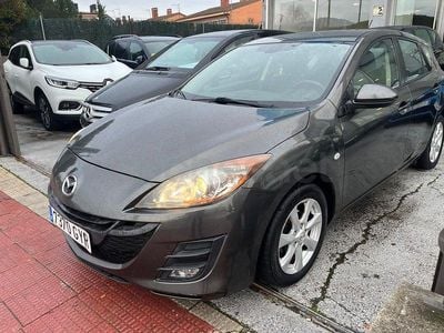 Usado Mazda 3 Active 109 CV (80 kW) 2010 Gris / plata Berlina