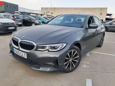 Usado BMW 318 150 CV (110 kW) 2020 Gris Berlina