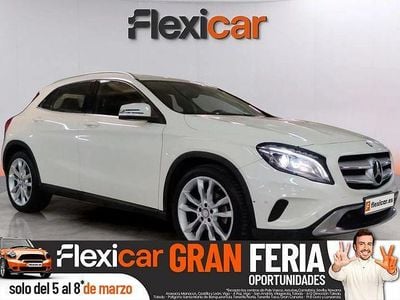 Usado Mercedes GLA200 Urban 136 CV (100 kW) 2016 Blanco SUV