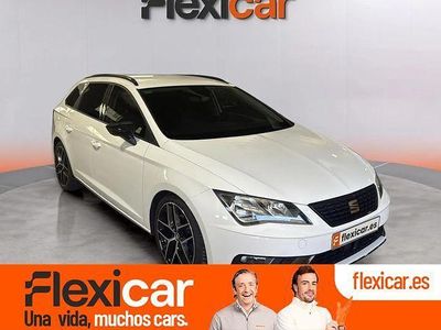 Usado Seat Leon FR 130 CV (95 kW) 2019 Blanco Familiar