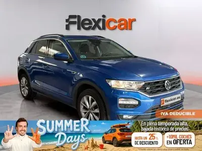 Usado VW T-Roc Advance 110 CV (80 kW) 2022 Azul SUV