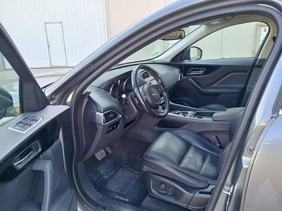 Gris Usado 2016 Jaguar F-Pace Portfolio SUV | 14.000 €