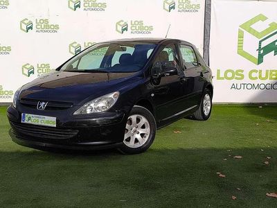 Usado Peugeot 307 90 CV (66 kW) 2005 Negro Utilitario