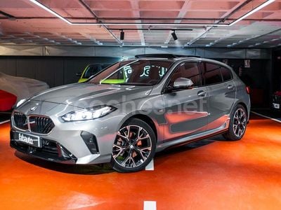 Usado BMW 120 Comfort Edition 163 CV (119 kW) 2025 Gris / plata Utilitario