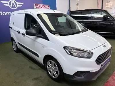 Usado Ford Transit Trend 101 CV (74 kW) 2020 Blanco Van