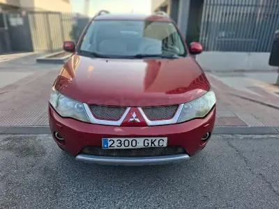 Usado Mitsubishi Outlander 140 CV (102 kW) 2009 Granate SUV