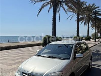 Usado Toyota Corolla Terra 110 CV (80 kW) 2007 Gris / plata Berlina