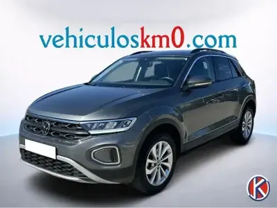 Usado VW T-Roc Life 116 CV (85 kW) 2025 Gris SUV