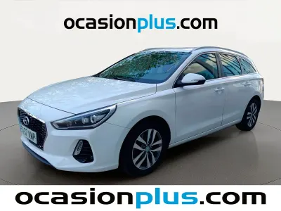 Usado Hyundai i30 140 CV (102 kW) 2018 Blanco Familiar