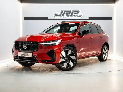 Usado Volvo XC60 Plus 351 CV (258 kW) 2023 Rojo SUV