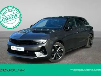 Usado Opel Astra 131 CV (96 kW) 2024 Gris Berlina