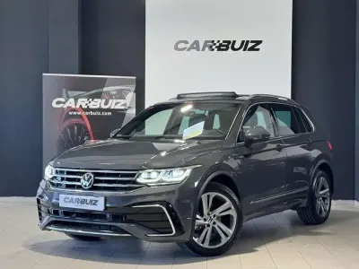 Usado VW Tiguan R-line 150 CV (110 kW) 2021 Gris / plata SUV
