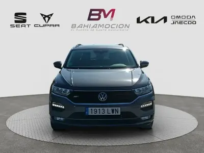 Usado VW T-Roc Life 110 CV (80 kW) 2022 Gris / plata SUV