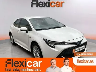 Begagnad Toyota Corolla Active 122 HK (89 kW) 2019 Vit Halvkombi
