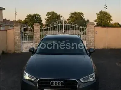 Usado Audi A3 Ambition 150 CV (110 kW) 2013 Gris / plata Berlina
