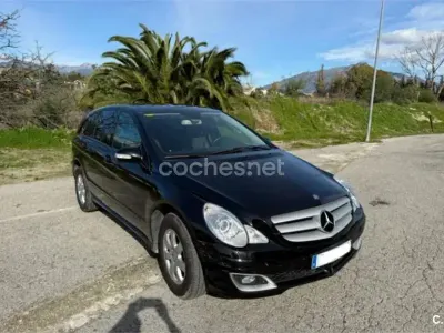 Usado Mercedes R350 272 CV (200 kW) 2007 Negro Familiar