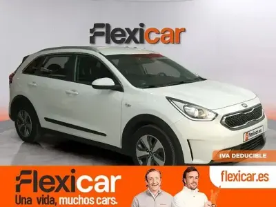 Usado Kia Niro 141 HP (103 kW) 2019 Branco SUV