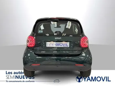 Usado Smart ForTwo Coupé 60 kW (82 CV) 2022 Verde Coupe