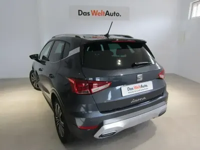 Usado Seat Arona Xperience 115 CV (84 kW) 2025 Gris SUV