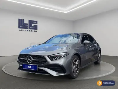 Usado Mercedes A250 218 CV (160 kW) 2023 Gris / plata Berlina