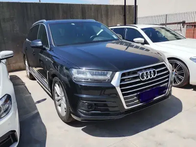 Usado Audi Q7 272 CV (200 kW) 2018 Azul SUV