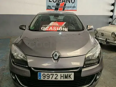 Usado Renault Mégane Bose Edition 130 CV (95 kW) 2013 Gris / plata Berlina