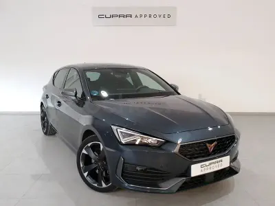 Usado Cupra Leon 150 CV (110 kW) 2023 Gris / plata Berlina