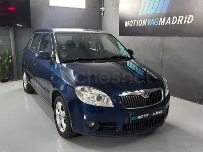 Usado Skoda Fabia Sport 105 CV (77 kW) 2009 Azul Berlina