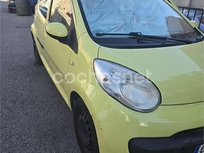 Usado Citroën C1 68 CV (50 kW) 2006 Amarillo Utilitario