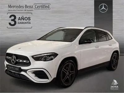 Usado Mercedes GLA200 150 CV (110 kW) 2025 Blanco SUV