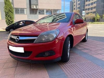 Usado Opel Astra GTC Energy 110 CV (80 kW) 2009 Rojo Utilitario