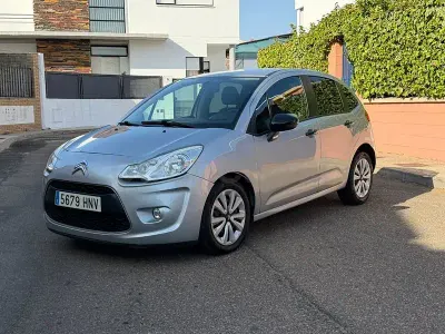 Usado Citroën C3 Tonic 68 CV (50 kW) 2013 Gris / plata Berlina