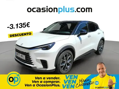 Usado Lexus LBX 136 CV (100 kW) 2024 Blanco SUV