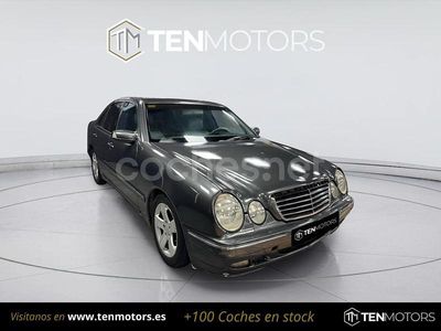 Gris / plata Usado 2000 Mercedes E320 Avantgarde Berlina | 2999 € (Precio justo)