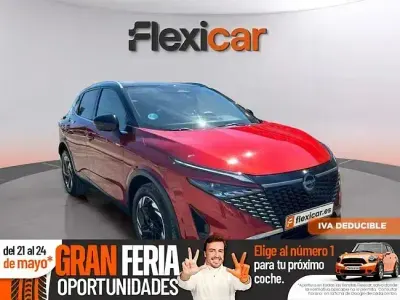 Begagnad Nissan Qashqai N-Connecta 140 HK (102 kW) 2025 Röd SUV