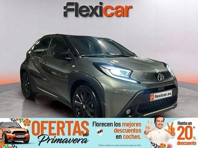 Usado Toyota Aygo 72 CV (52 kW) 2023 Gris Utilitario